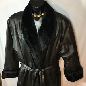 Elegant Black Faux Fur Trimmed Women's Coat